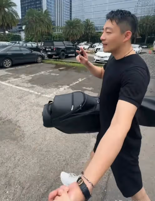 小S被貼臉輸出!嘉賓公開聊吃軟飯,內涵具俊曄,小S表情超尷尬!