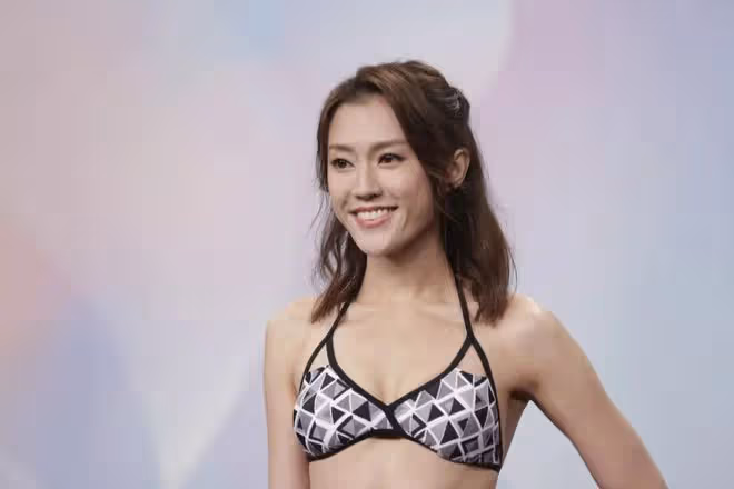 TVB《愛回家》小花戲內與男友『分手』，現時被爆與錢小豪兒子拍拖
