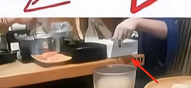 大S和具俊曄外出吃飯被偶遇，大S節儉主動打包不避嫌
