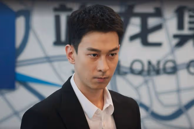 《城中之城》直到吳顯龍昧下5億，趙輝才發現，沈婧的手段真狠