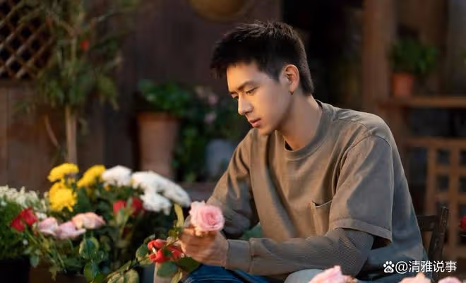 春色寄情人：周雨彤、李現演繹甜美愛情故事