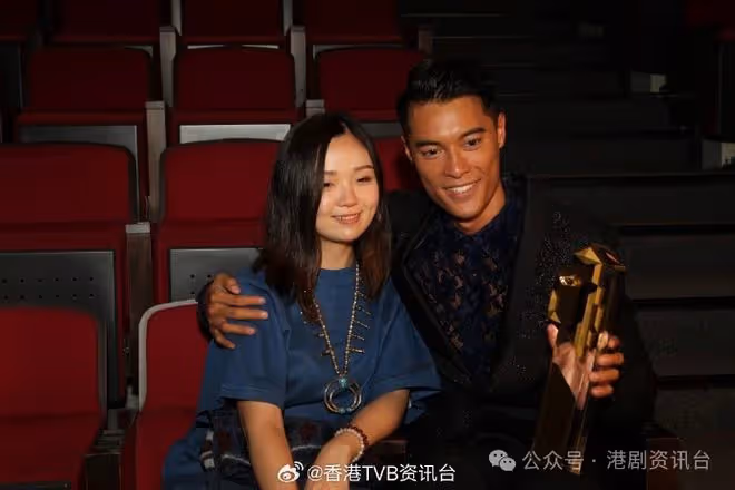 獲太太原諒宣布復出！TVB港男冠軍偷食朱智賢事業插水