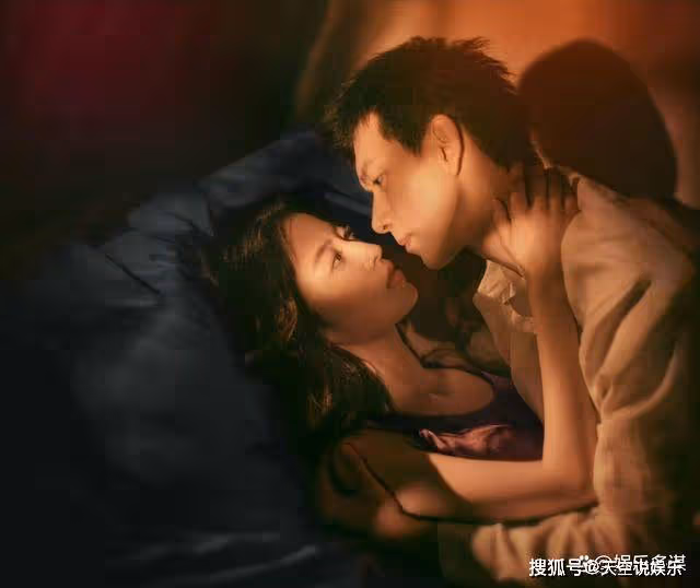 《春色寄情人》訂婚第二天就分手,多年後上海重逢再續前緣修成正果