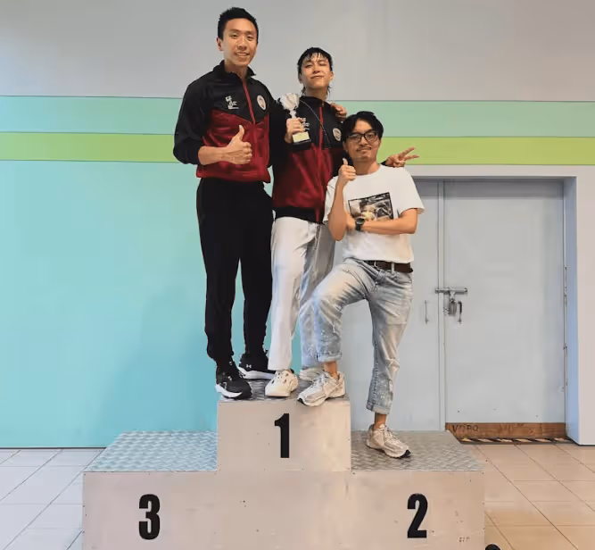 TVB男星苦練4年空手道首參賽即奪冠!日本嬌妻慰勞:變得更強大