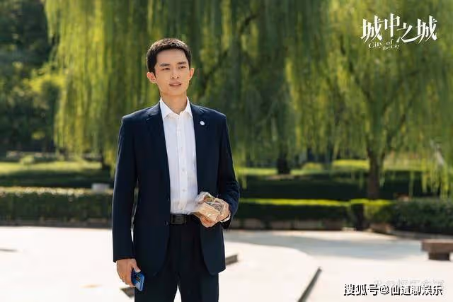 《城中之城》直至趙輝自首入獄，才懂他為何扶持陶無忌，苗徹淚崩