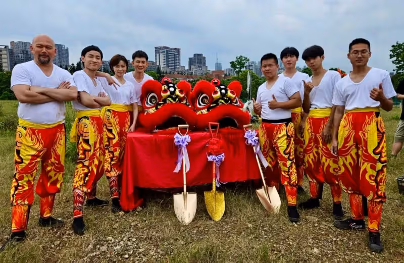王瞳練祥獅瑞超猛　撞斷老師門牙好自責