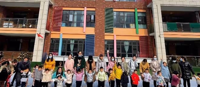 「孩子又拉褲子快來接」4歲娃天天被投訴,寶爸的回應堪稱教科書