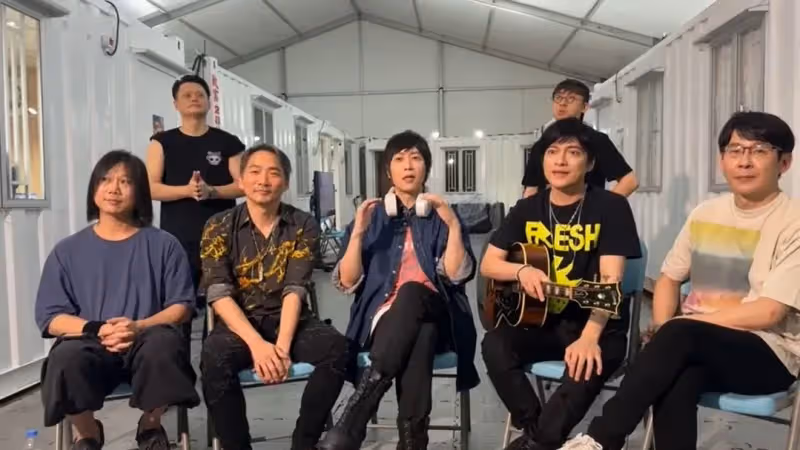 五月天香港巡演舞台巨球起火燃燒　今晚場次取消延至5月9日