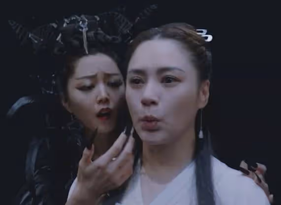 阿嬌的尷尬折射多少演員的無奈：時代拋棄你時，連招呼都不會打