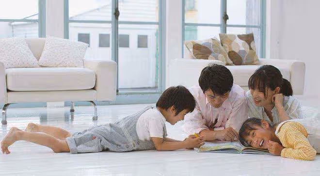 孩子12歲前,父母講這5個小故事,孩子將來會更有出息