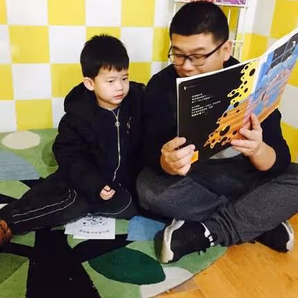 孩子12歲前,父母講這5個小故事,孩子將來會更有出息