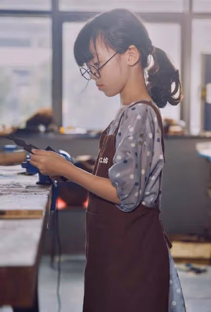 孩子12歲前,父母講這5個小故事,孩子將來會更有出息