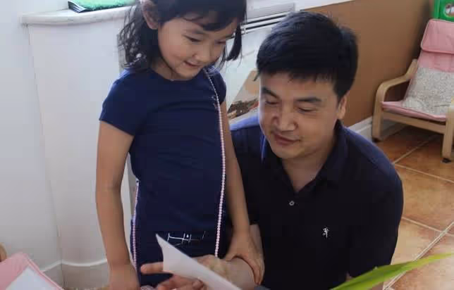孩子12歲前，父母講這5個小故事，孩子將來會更有出息