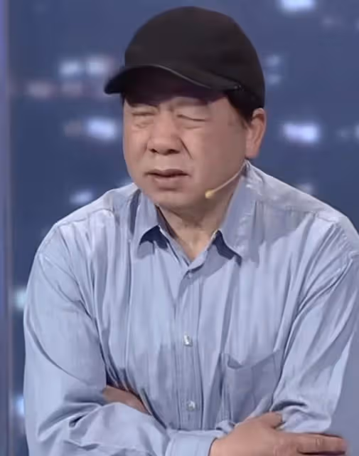 婆婆住千萬別墅,看不上兒媳婦,將其攆出去還欺辱她:總偷東西