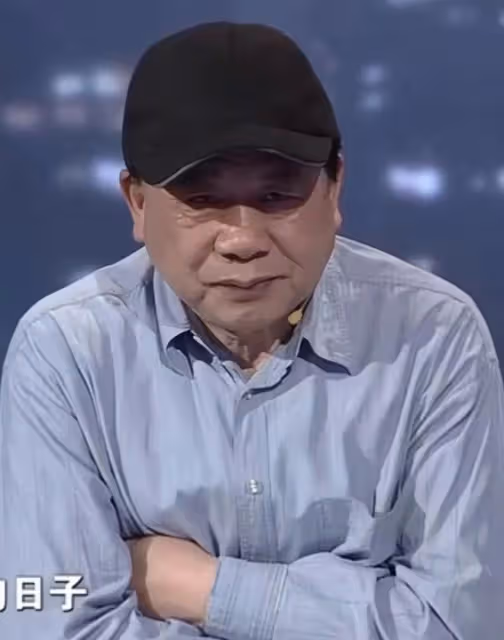 婆婆住千萬別墅,看不上兒媳婦,將其攆出去還欺辱她:總偷東西