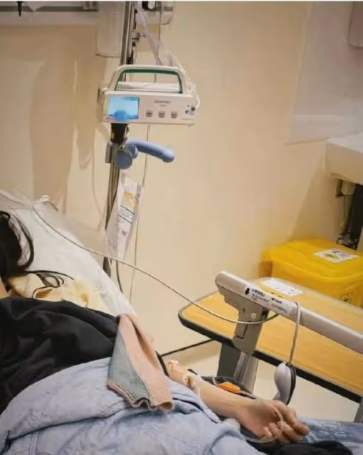 張韶涵患急性腸胃炎堅持演出,工作室曬輸液照報平安