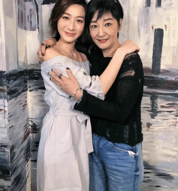 TVB「最美李莫愁」變這樣!59歲樣子太蒼老!子女都進了演藝圈