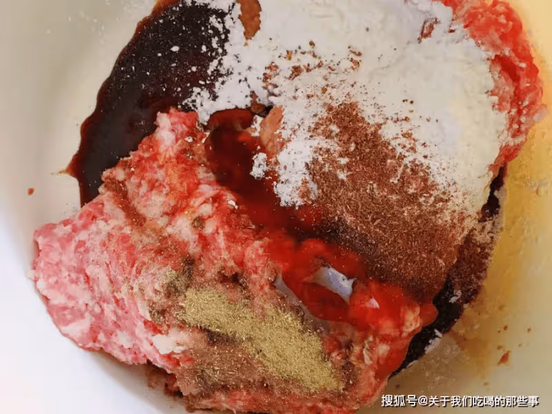煮餃子時:蓋蓋煮還是不蓋蓋煮?區別老大了,難怪餃子老破皮