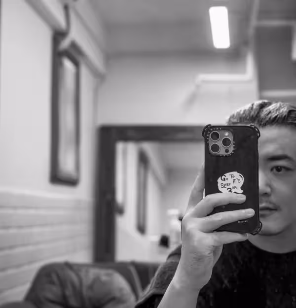37歲男歌星翻唱港樂天后新歌唱到哭，網友擔心他仍未走出情傷