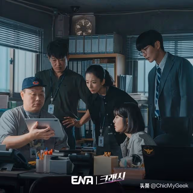 2024年5月Disney+新片單！坎城影帝宋康昊出道35年首演劇！