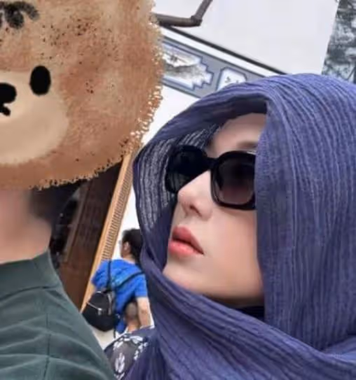 好浪漫！張馨予夫婦甜蜜出遊，何捷化身專屬攝影師為老婆拍美照