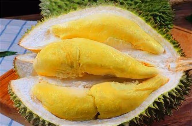 榴槤什麼時候吃是應季?榴槤雖然美味,但4類人群要少吃