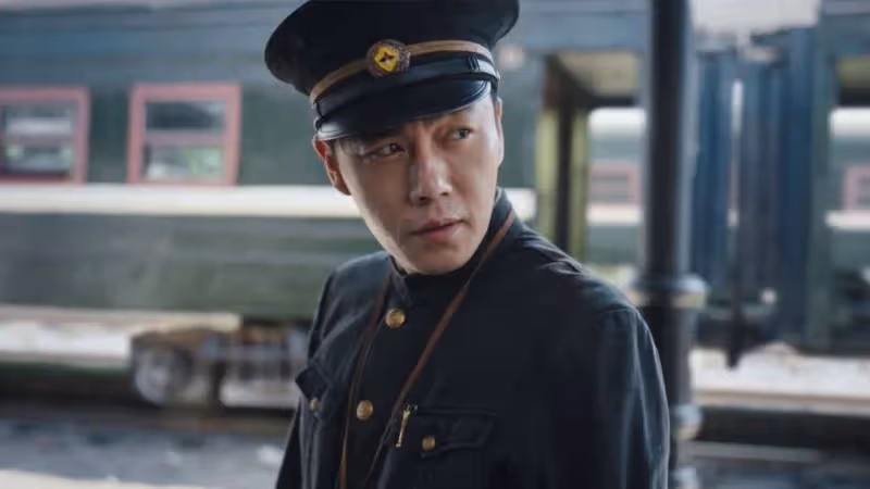 《哈爾濱1944》：看懂常嬸隱藏身份，才明白金科長，對關雪的利用