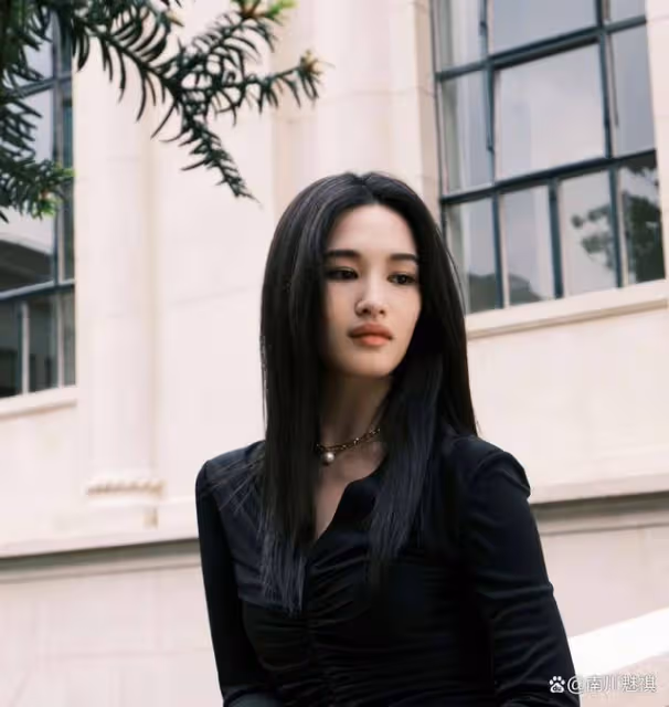 《春色寄情人》31歲的她演李現前女友,很有舒淇的神韻
