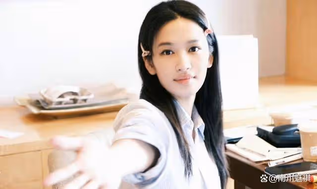 《春色寄情人》31歲的她演李現前女友,很有舒淇的神韻