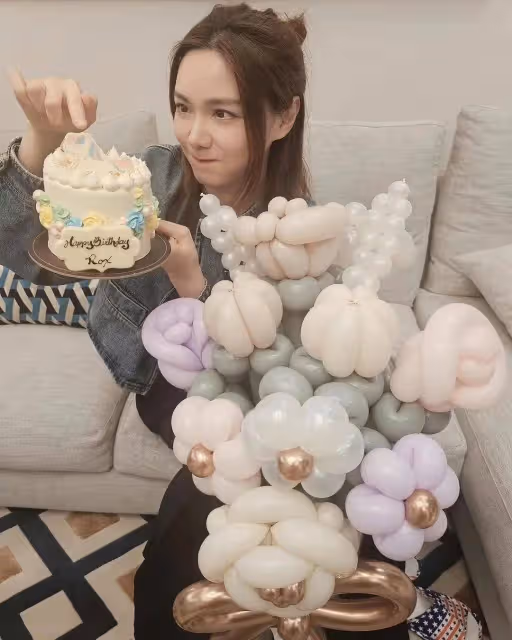 圈中好友為TVB星二代女星慶生!眾人攜眷出席,知名花旦男友終曝光