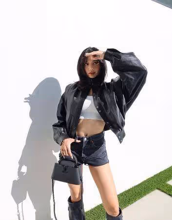 Lisa、LVMH三公子依舊熱戀ING! 「巴黎甜蜜約會現場」曝光