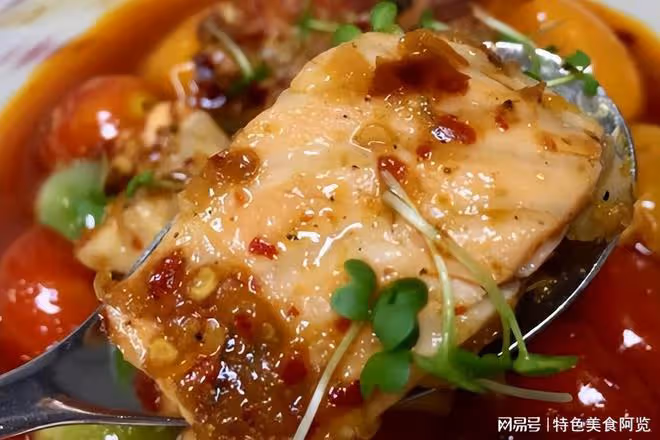 0基礎美食之麻辣三文魚,鮮辣味美,養顏美容,被家人夸爆的美食