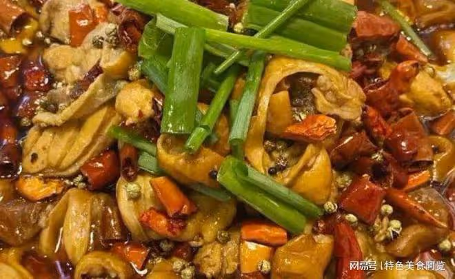 鮮辣肥腸雞坦白局,辣味濃郁又嫩香,保姆級食譜,解饞又下飯