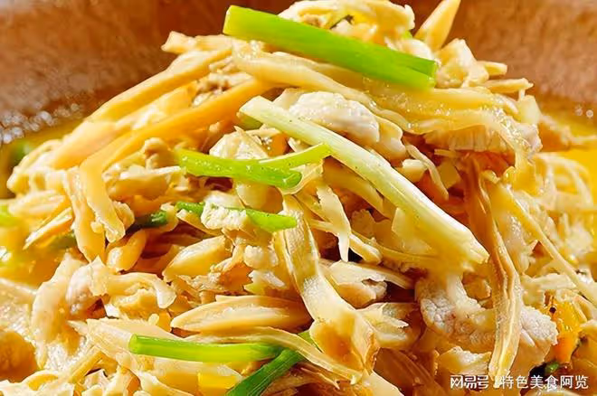 土雞絕絕子的解饞吃法,搭配三筍炒一炒,鮮味十足,下飯又滋補