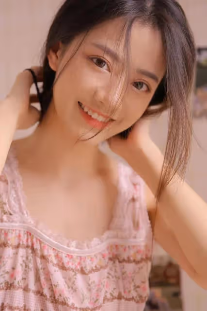 故事:那晚,意外救下40歲漂亮老闆娘,她報答了我