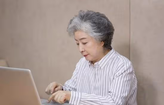 我不是個好婆婆,但我兩個兒子兒媳對我還算孝順,原因非常簡單
