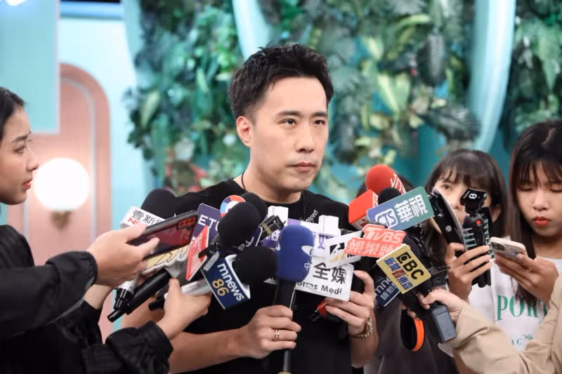 狗仔直擊｜找不到孫子女！疑似余天女婿4長輩拜訪余家協調