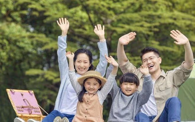 淡化傳統禮儀,改變傳統思想,尋找新時代父母的新職責