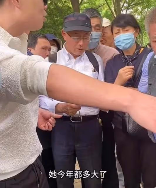 浙江:32歲女碩士相親,僅要5萬彩禮仍被懟哭:你能不能清醒點?