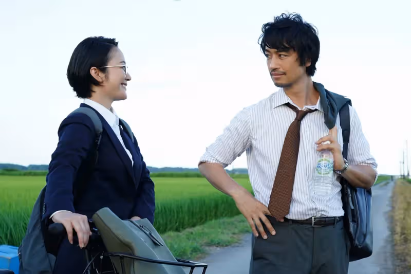 怪咖法官回來了！竹野內豐《鴉色刑事組電影版》繼續鬥嘴黑木華