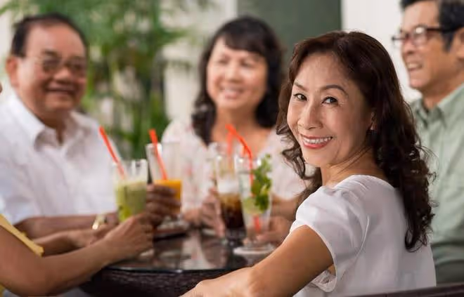 過來人的忠告:退休後,再閒也不要經常去串門,關係容易變壞
