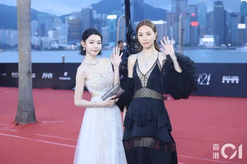 香港女星大曬性感蜜桃臀!稱努力成果就要讓看:沒修過圖