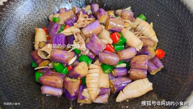 黃瓜絲瓜靠邊站,入夏後這菜先吃!經常炒一盤,吃出好營養滿口鮮,不愁沒好菜