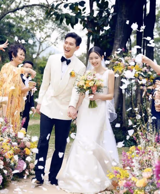 十優港姐麥明詩出嫁！反傳統向老公求婚，一招搞好婆媳關係！