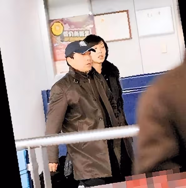 央視渣男水均益：遭全網謾罵滾出主持界，是什麼讓他成為眾矢之的