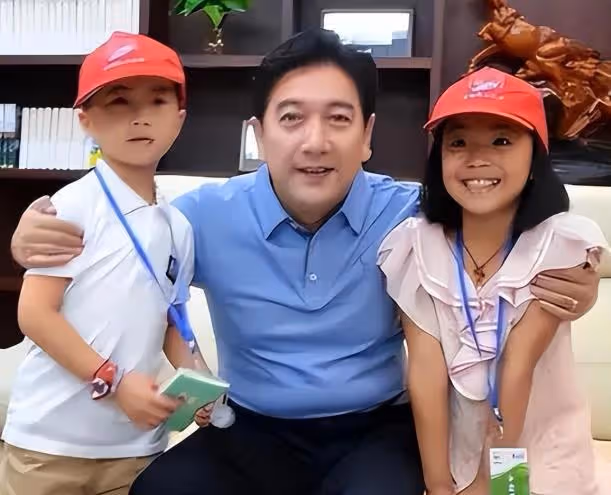 央視渣男水均益：遭全網謾罵滾出主持界，是什麼讓他成為眾矢之的