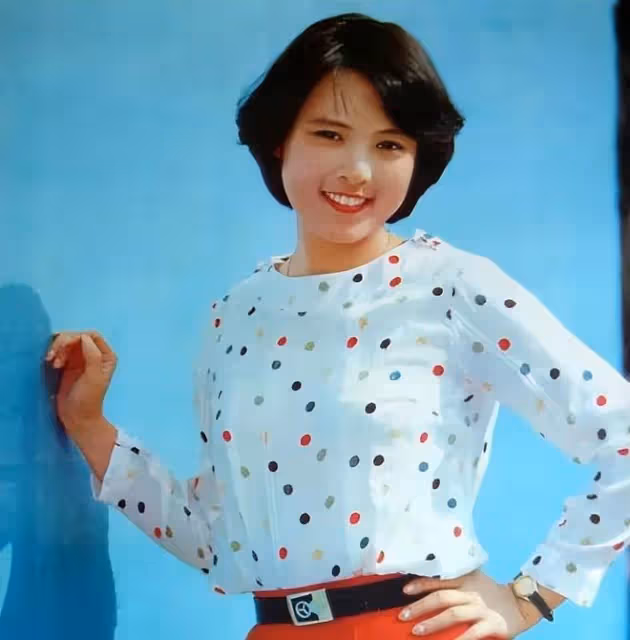 張芝華：一婚嫁郭凱敏受傷，二婚嫁大15歲畫家為妻，現在她幸福嗎
