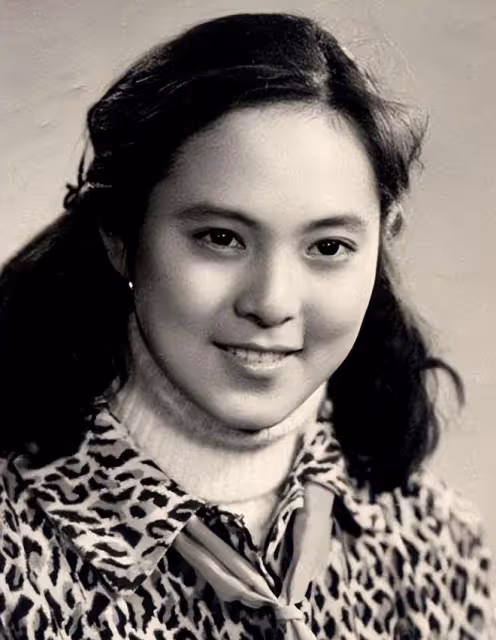 張芝華:一婚嫁郭凱敏受傷,二婚嫁大15歲畫家為妻,現在她幸福嗎