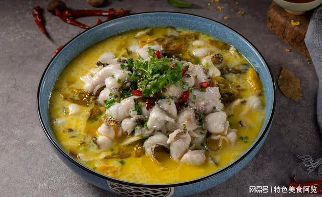 美味可口的酸菜魚:酸辣適口、肉質滑嫩!