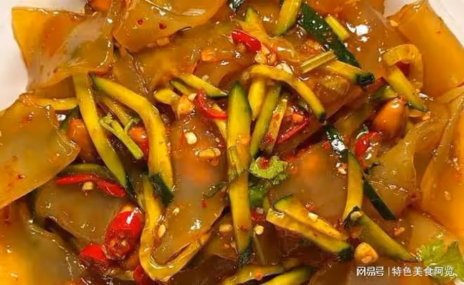 上海婆婆去瀋陽兒媳家吃飯,親家做了10道菜,婆婆:有點吃不慣